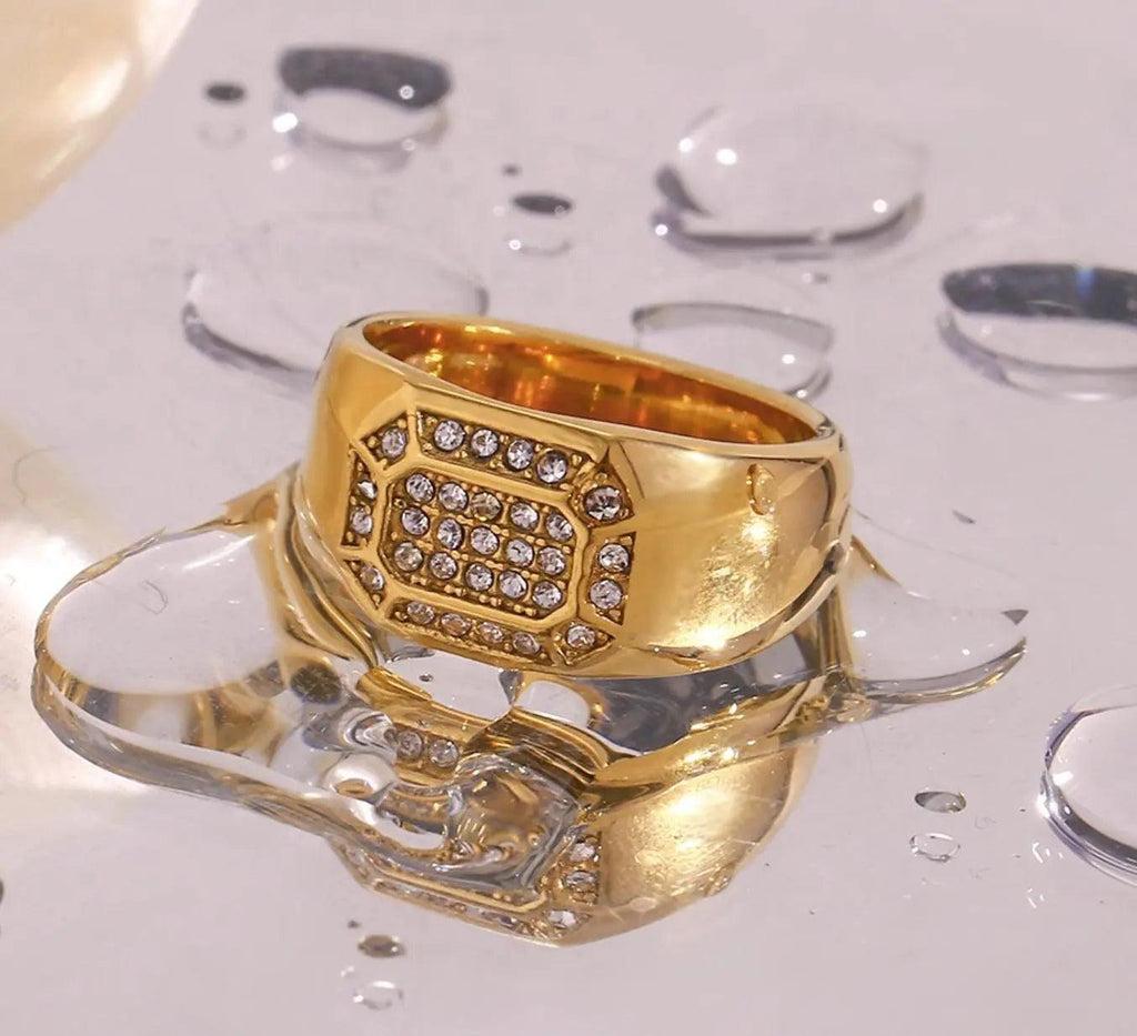 Geometric Stone Ring